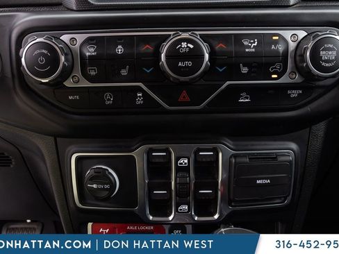 Used 2023 Jeep Gladiator Mojave w/ LED Lighting Group image 8