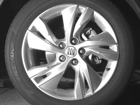 Used 2025 Buick Encore GX Preferred AWD/4WD image 13