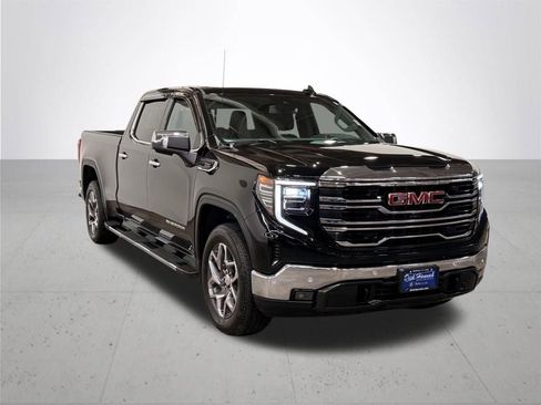 Used 2025 GMC Sierra 1500 SLT w/ SLT Premium Plus Package image 8