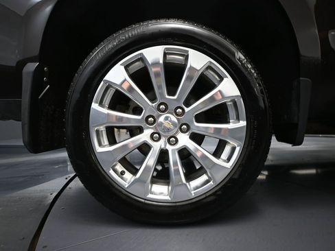 Used 2020 Chevrolet Silverado 1500 High Country image 16