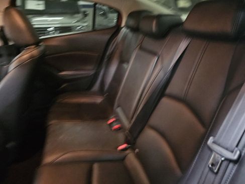 Used 2017 MAZDA MAZDA3 Touring image 8