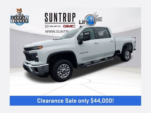 Used 2024 Chevrolet Silverado 2500 LT AWD/4WD image 1