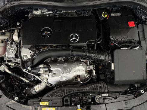 Certified 2023 Mercedes-Benz GLA 250 image 31