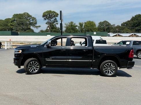 Used 2025 RAM 1500 Limited w/ Trailer Tow Group AWD/4WD image 4