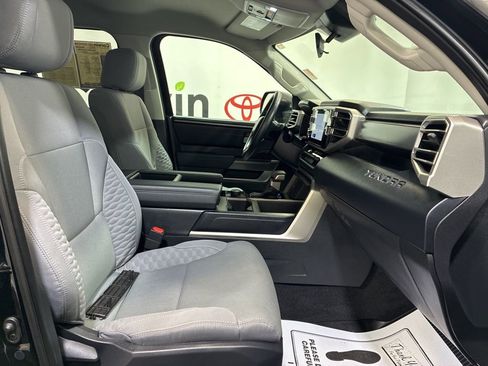 Used 2024 Toyota Tundra SR5 AWD/4WD image 10