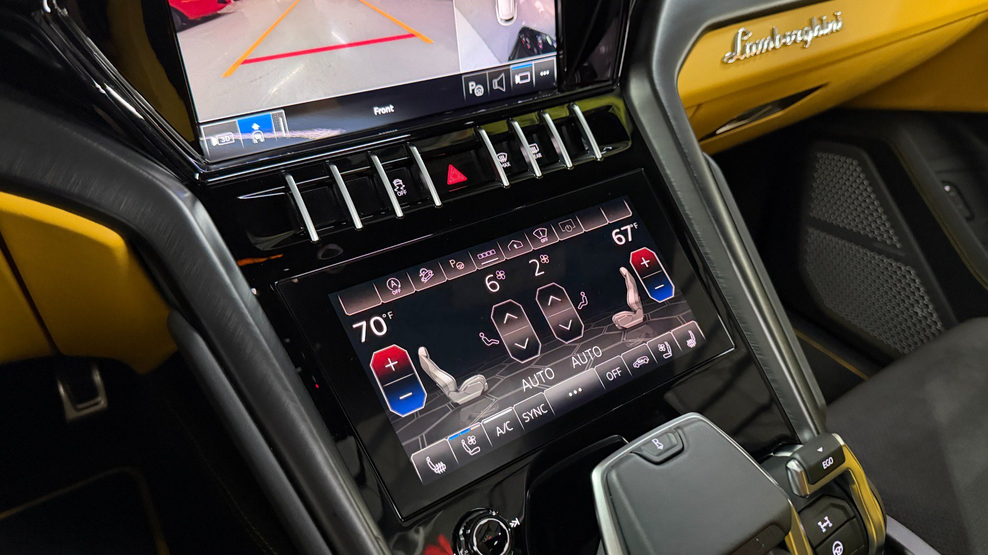 Used 2022 Lamborghini Urus AWD/4WD image 81