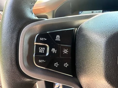 Used 2024 Ford Bronco Outer Banks AWD/4WD image 32