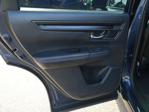 Used 2026 Honda CR-V Sport image 18