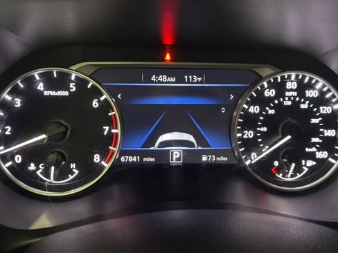 Used 2021 Nissan Sentra SV FWD image 11