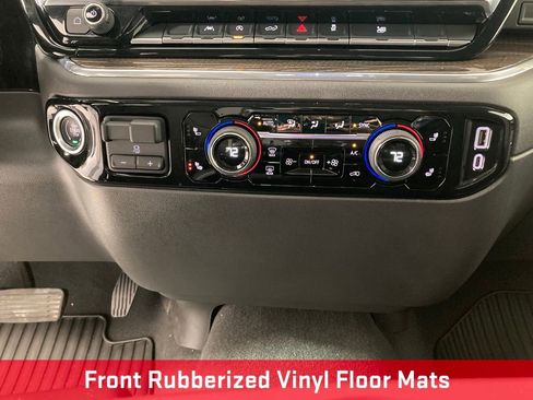 Used 2025 Chevrolet Silverado 1500 LT image 9