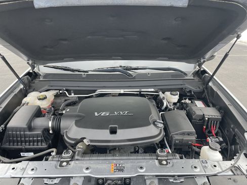 Used 2021 Chevrolet Colorado LT w/ Safety Package image 24