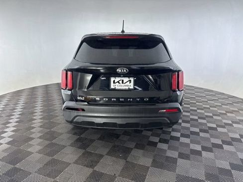 Used 2021 Kia Sorento LX FWD image 8