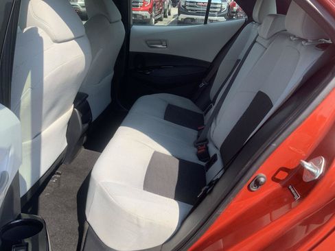 Used 2019 Toyota Corolla SE w/ Carpet Mat Package FWD image 41