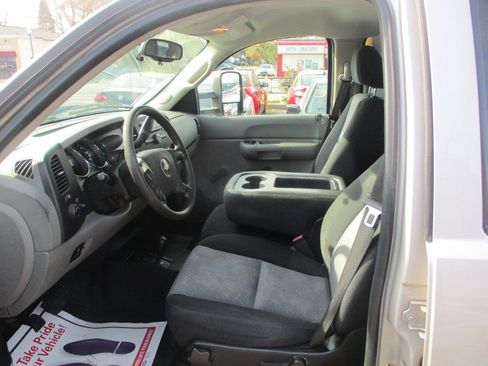 Used 2007 Chevrolet Silverado 2500 W/T image 10