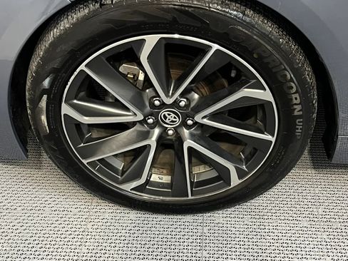 Used 2025 Toyota Corolla LE FWD image 19