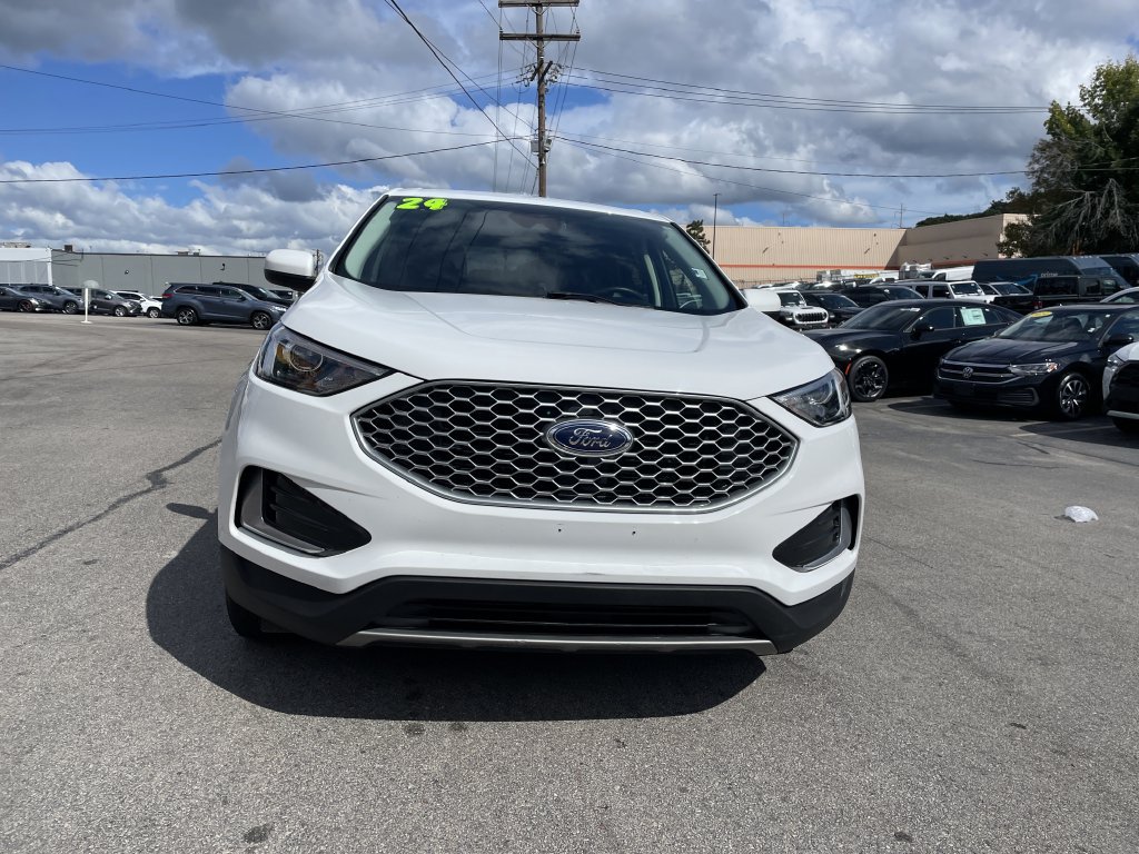 Used 2024 Ford Edge SEL AWD/4WD image 5