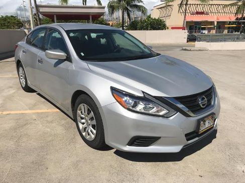 Used 2016 Nissan Altima 2.5 S w/ Power Driver Seat Package image 5