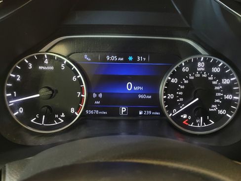 Used 2019 Nissan Murano SV image 23