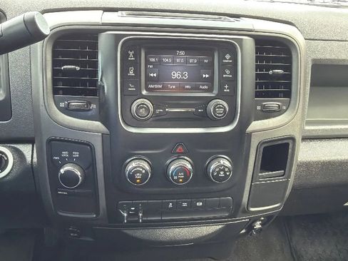 Used 2014 RAM 3500 Tradesman w/ Chrome Appearance Group AWD/4WD image 23