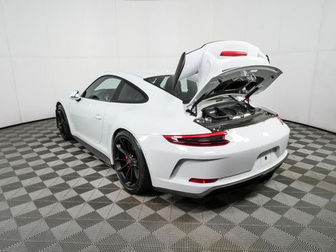 Certified 2018 Porsche 911 GT3 w/ Sport Chrono Package RWD image 30