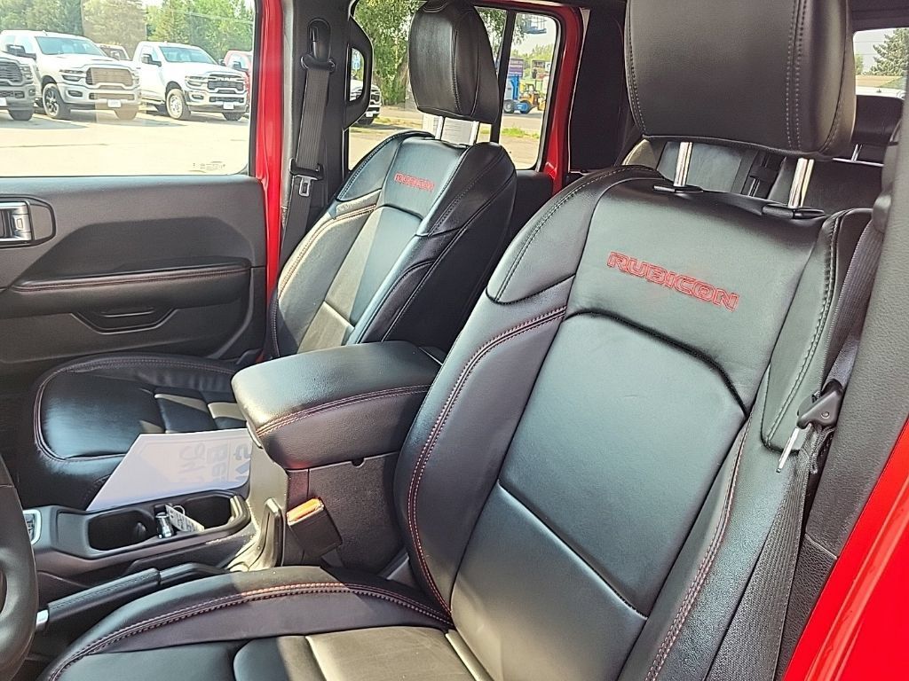 Used 2024 Jeep Gladiator Rubicon AWD/4WD image 15