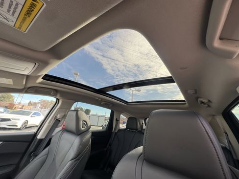 Certified 2025 Acura MDX FWD image 25