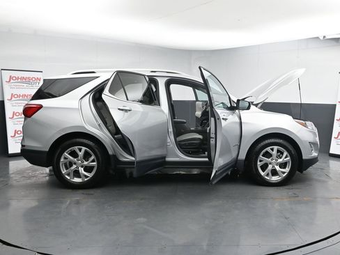 Used 2018 Chevrolet Equinox Premier image 41