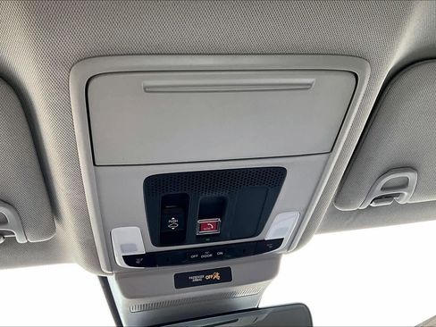 Used 2023 Honda Accord Touring image 32