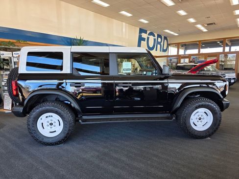 New 2025 Ford Bronco Heritage Edition image 17