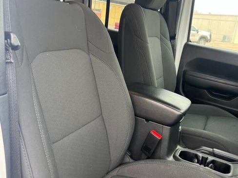 Used 2022 Jeep Gladiator Sport image 18