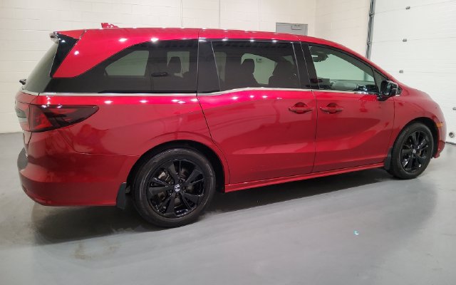Used 2024 Honda Odyssey Sport image 8