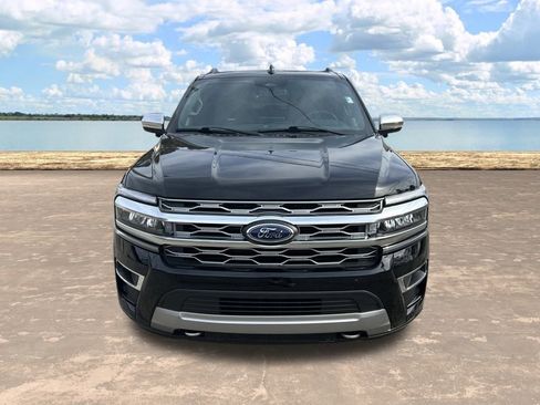 Used 2024 Ford Expedition Max Platinum image 17