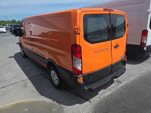 Used 2018 Ford Transit 150 148 Low Roof RWD image 2