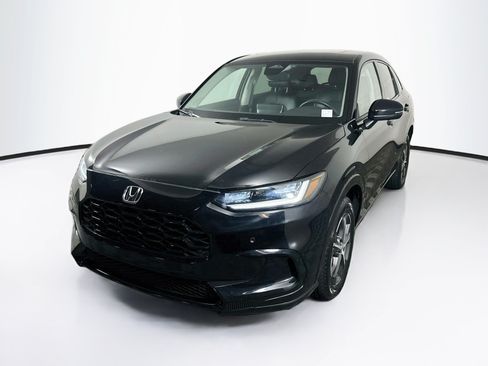 Used 2023 Honda HR-V EX-L image 3