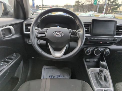 Certified 2023 Hyundai Venue SEL w/ Cargo Package image 16