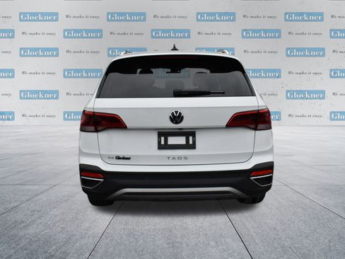 Used 2024 Volkswagen Taos SE image 7