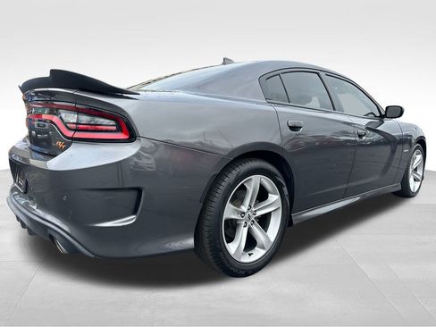 Used 2018 Dodge Charger R/T w/ Navigation & Travel Group image 5