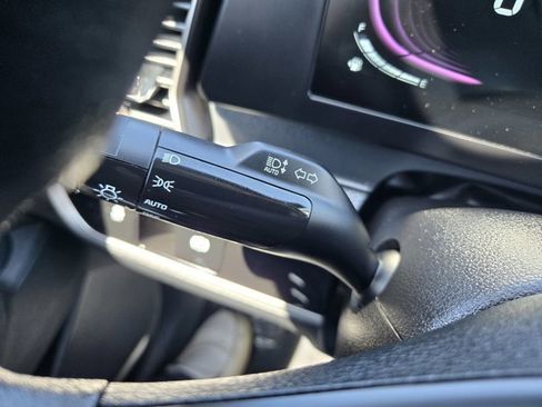 Used 2025 Kia Sportage LX FWD image 21