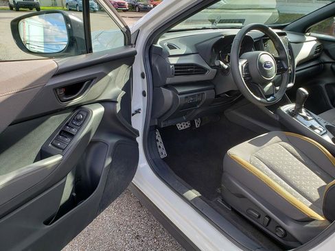 Used 2025 Subaru Crosstrek 2.5i Sport AWD/4WD image 8