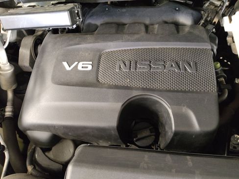 Used 2017 Nissan Pathfinder Platinum FWD image 30