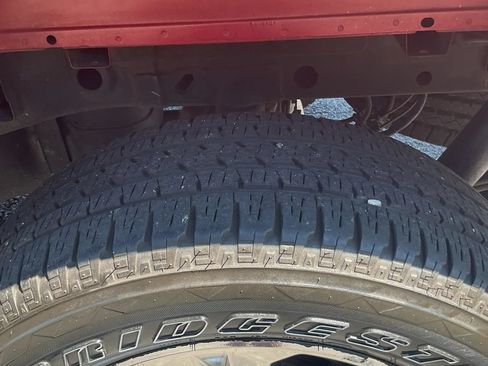 Used 2019 Ford F150 XLT w/ Equipment Group 302A Luxury AWD/4WD image 14