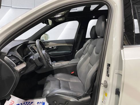 Used 2024 Volvo XC90 T8 Ultimate AWD/4WD image 10