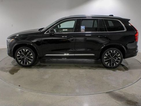 Used 2026 Volvo XC90 B5 Plus w/ Protection Package Premier AWD/4WD image 2