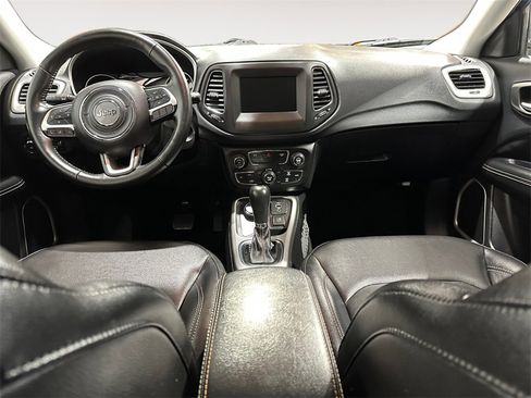 Used 2019 Jeep Compass Latitude w/ Popular Equipment Group image 9