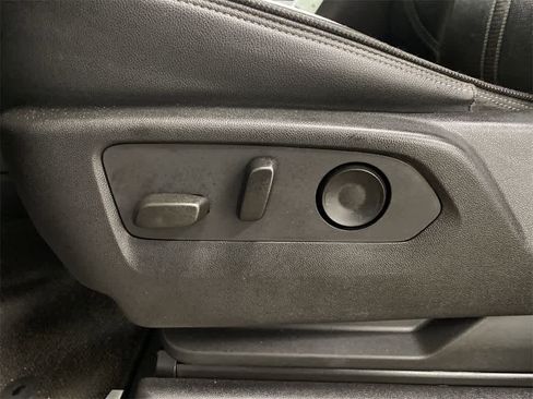 Used 2024 Chevrolet Silverado 2500 High Country w/ High Country Premium Package image 15