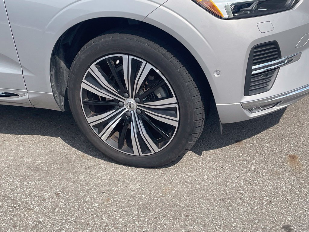Used 2022 Volvo XC60 B6 Inscription w/ Advanced Package AWD/4WD image 4