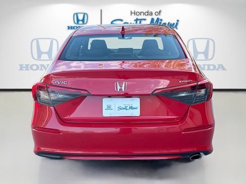 Used 2023 Honda Civic Sport image 6