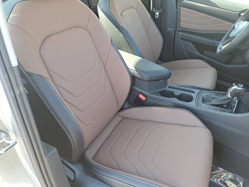 New 2026 Volkswagen Jetta SEL image 10