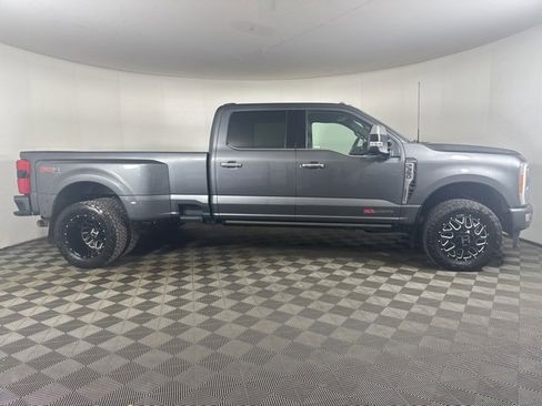 Certified 2023 Ford F350 Platinum image 2