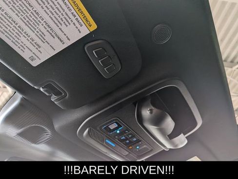 Used 2025 Ford Explorer ST image 16